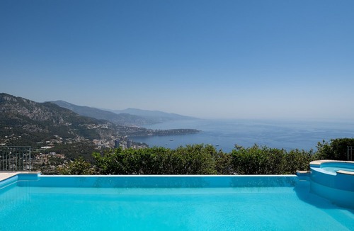 La Turbie Villa | Elegant classic villa perched above Monaco