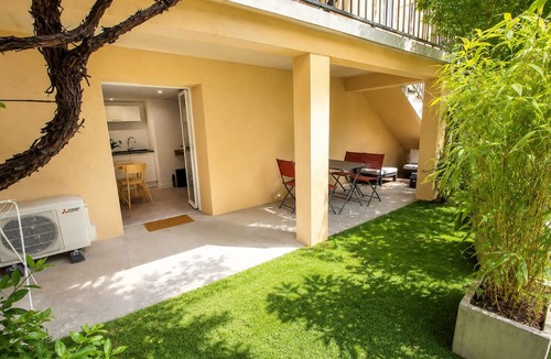 Tournon-sur-Rhone Apartment | Chez Aurel et Ju
