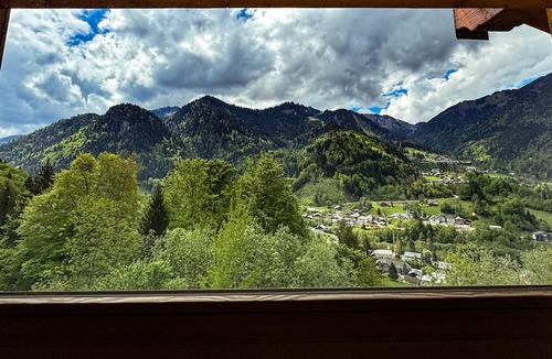 Saint-Jean-dʼAulps Ski Chalet | Chalet St Bernard - St Jean D'aulps