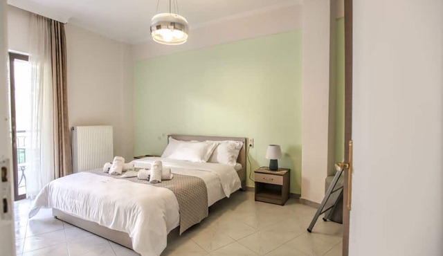 Del Sol Meteora Luxurious Family Suites5 by Interhome