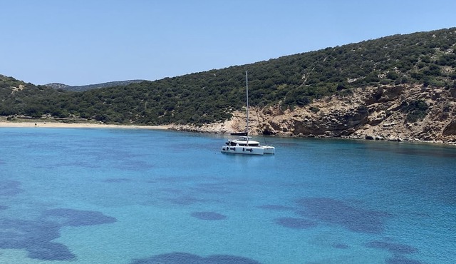 Sun-Kissed Sailing Adventure in the Stunning Islas Cícladas