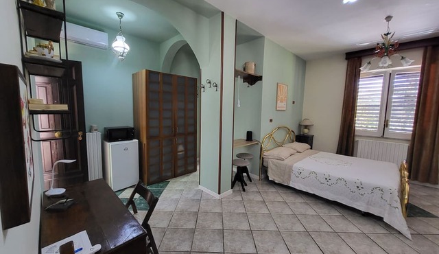 Amodio Apartments